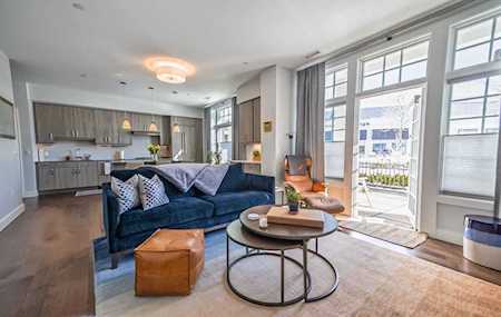 10 Shipyard Drive #101 Hingham, MA 02043