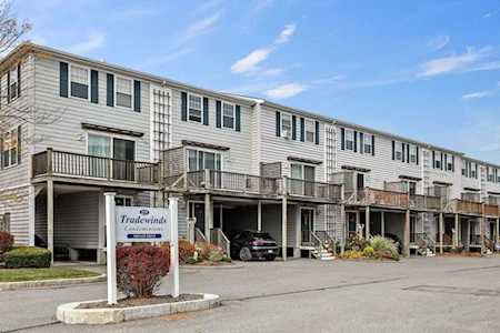 219 Beach Rd #4 Salisbury, MA 01952