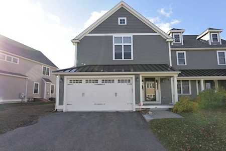 8 Clarks Hill Ln #8 Framingham, MA 01702