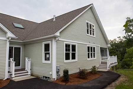 39 Victoria Drive #23 Leicester, MA 01542