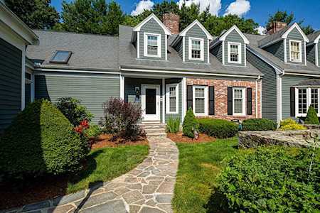 11 Derby Ln #11 Tyngsborough, MA 01879