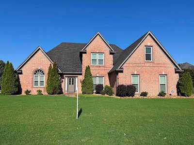 5059 Ashland Grove St Bartlett, TN 38002