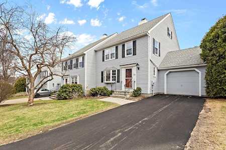 70 Fairway Cir #70 Natick, MA 01760