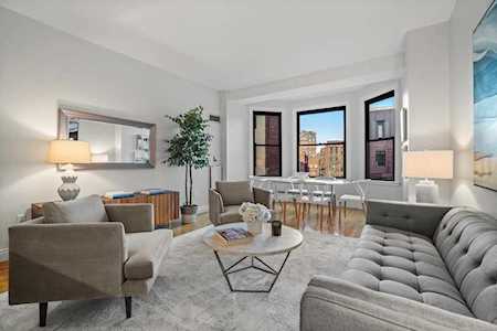 4 Charlesgate E #407 Boston, MA 02215