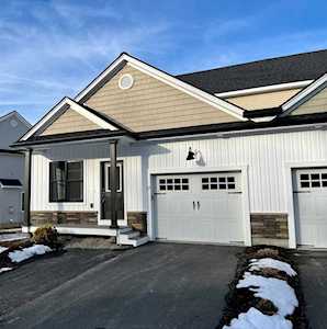 27 Compass Point Dr #62 Douglas, MA 01516