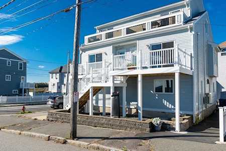 1077 Winthrop Ave #1077 Revere, MA 02151