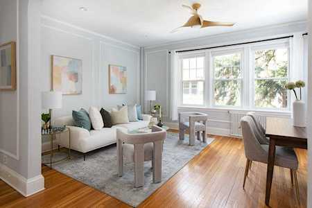 413 Washington St #2 Brookline, MA 02446