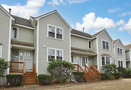 87 Patrick Rd #87 Tewksbury, MA 01876