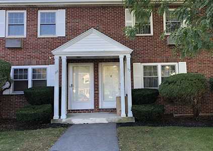 37 Emerson Gardens Rd #37 Lexington, MA 02420