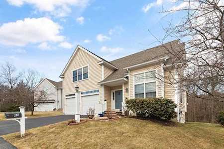 61 Mayflower #61 North Andover, MA 01845