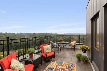 4 Summit Drive #603 Reading, MA 01867
