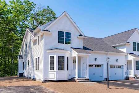 46 Acorn Place #46 Millis, MA 02054
