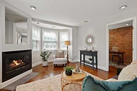 21 Chestnut Street #4 Chelsea, MA 02150