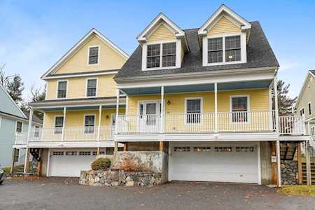 12 Gates Ln #B Wakefield, MA 01880