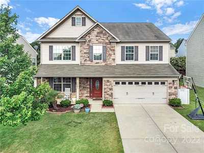 7041 Carnwarth Ln Indian Land, SC 29707