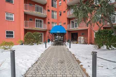 115 W Squantum St #806 Quincy, MA 02171