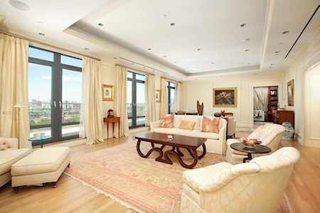 776 Boylston Street #PH 1F Boston, MA 02116