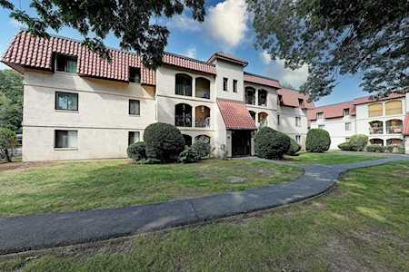 685 Oak St #19-2 Brockton, MA 02301