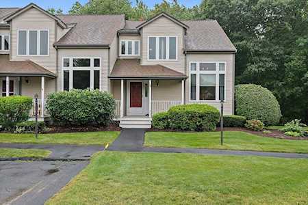39 Willow Pond Dr #39 Rockland, MA 02370