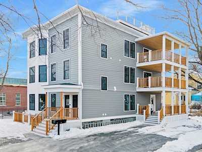 4 Court Street Place #2 Arlington, MA 02476