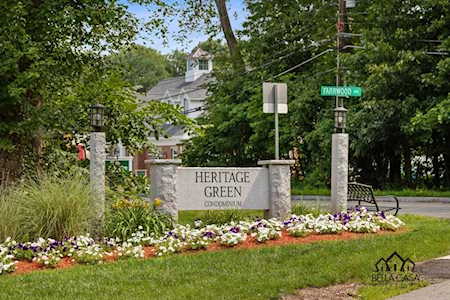 230 Chickering Rd #11 North Andover, MA 01845
