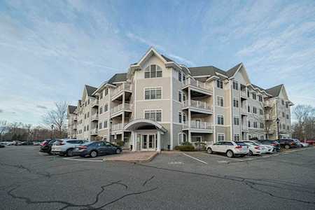 614 Pond St #2409 Braintree, MA 02184