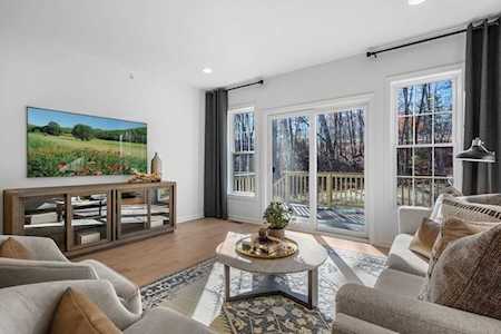 25 Sienna Circle #35 Upton, MA 01568