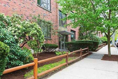 86 Griggs Road #14 Brookline, MA 02446