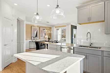 250 Martins Landing #201 North Reading, MA 01864