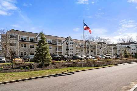 2 Manor Ter #212 Lexington, MA 02421