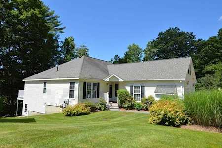 52 William Onthank Lane #52 Southborough, MA 01772