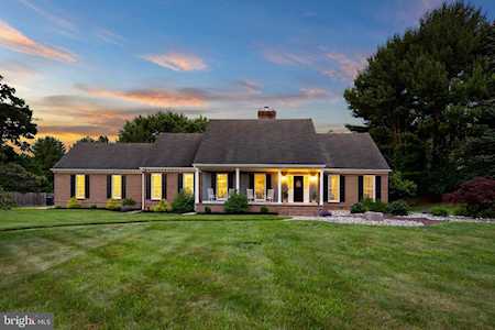 302 High Ridge Rd Greenville, DE 19807