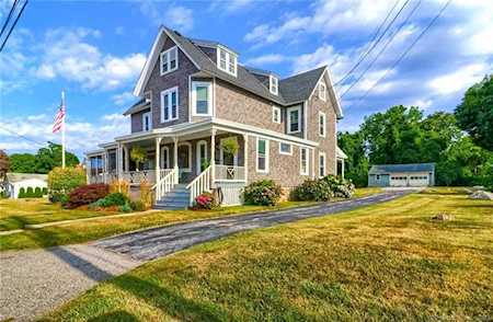 26 Plant Street Groton, CT 06340
