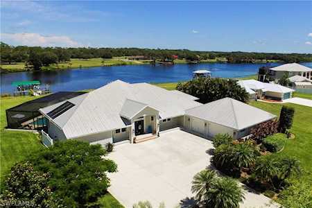 5284 River Blossom Ln Fort Denaud, FL 33935