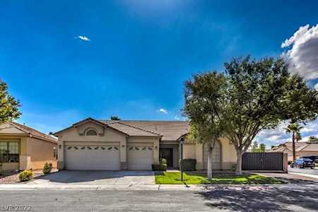 7569 Rainbow Spray Dr Las Vegas, NV 89131