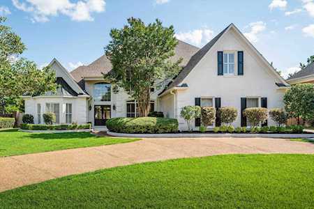 9363 Grove Hollow Ln Germantown, TN 38139