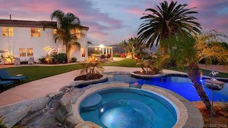 15153 Creek Hills Rd. El Cajon, CA 92021