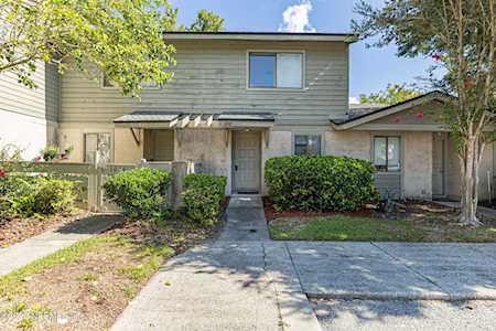 7701 Baymeadows CIR Jacksonville, FL 32256