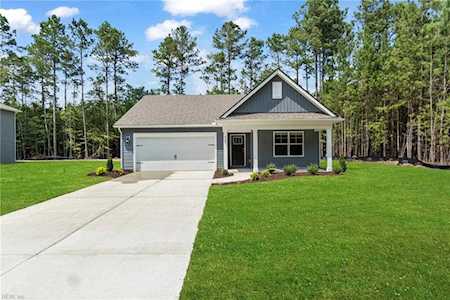 208 Landview Ln Franklin, VA 23851