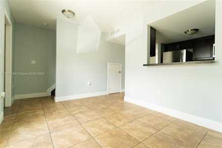 1956 NW 4th Ct #314 Miami, FL 33136