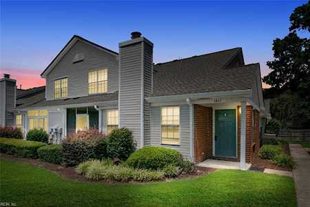 1611 Orchard Grove Dr Chesapeake, VA 23320