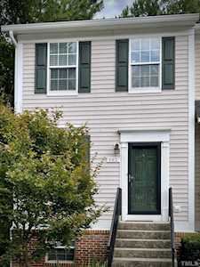 5411 Vista View Court Raleigh, NC 27612