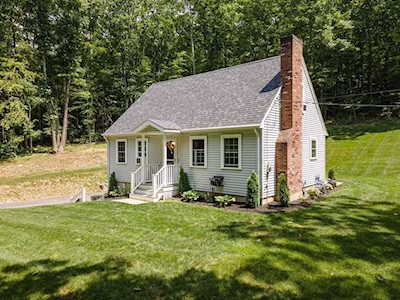 213 New Braintree Rd West Brookfield, MA 01585