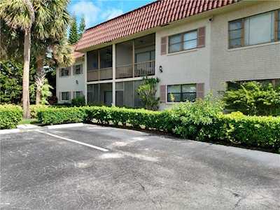 665 Enfield St #B-8 Boca Raton, FL 33487