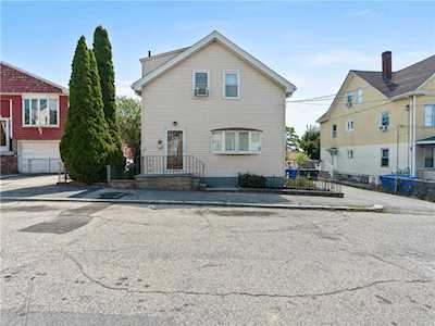 26 Arlington St East Providence, RI 02914