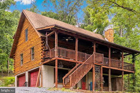 385 Featherbed Ln Hedgesville, WV 25427