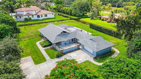 12100 NW 6th St Plantation, FL 33325