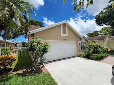 7948 Mansfield Hollow Road Delray Beach, FL 33446
