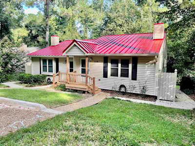 174 Parkbrook Circle Tallahassee, FL 32301