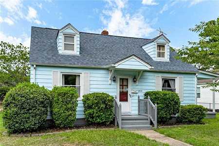 3824 Robin Hood Rd Norfolk, VA 23513